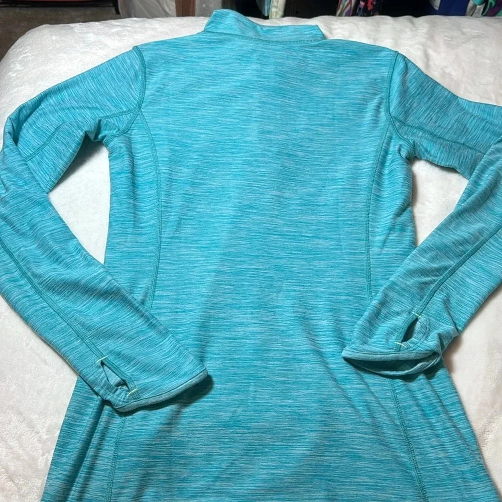 The North Face Lightweight Athletic Quarter Zip - Picture 12 of 13